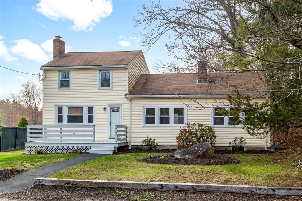 528 Elm Rd