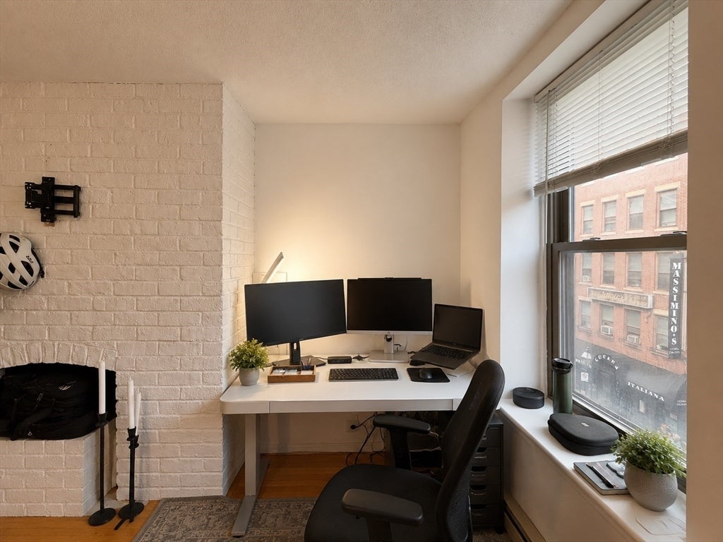 206 Endicott St #3, Boston, MA, 206 Endicott St #3, Boston, MA Photo #8
