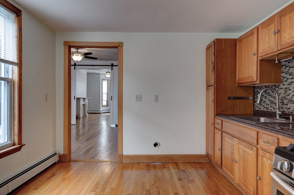 13 Gates St