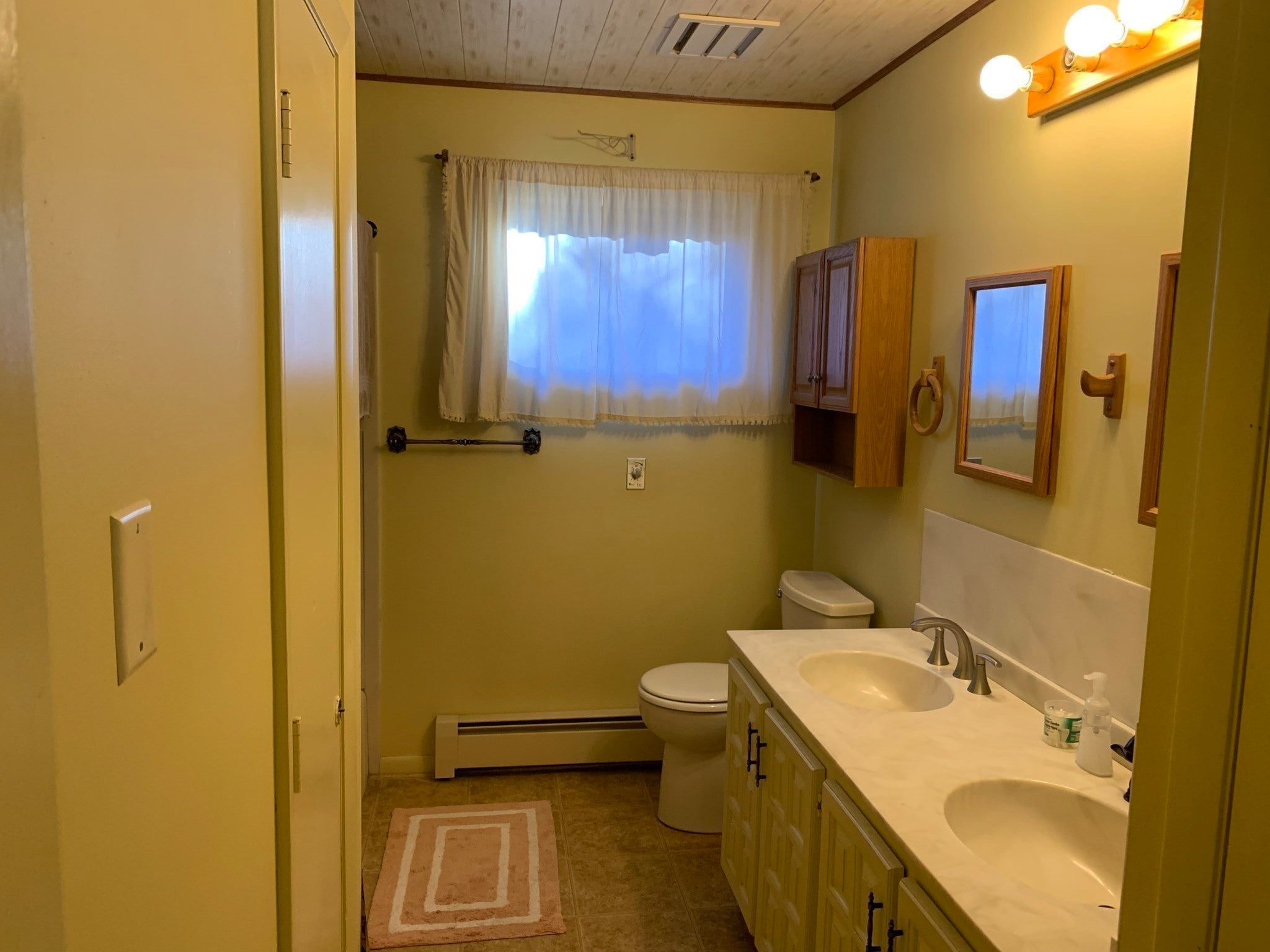 250 Gardner Rd, Hubbardston, MA, 250 Gardner Rd, Hubbardston, MA Photo #15
