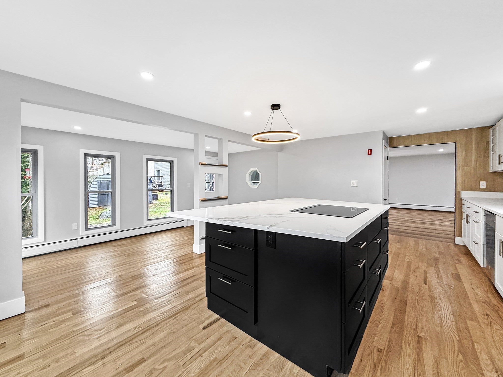 21 Burlington Rd, Billerica, MA, 21 Burlington Rd, Billerica, MA Photo #4