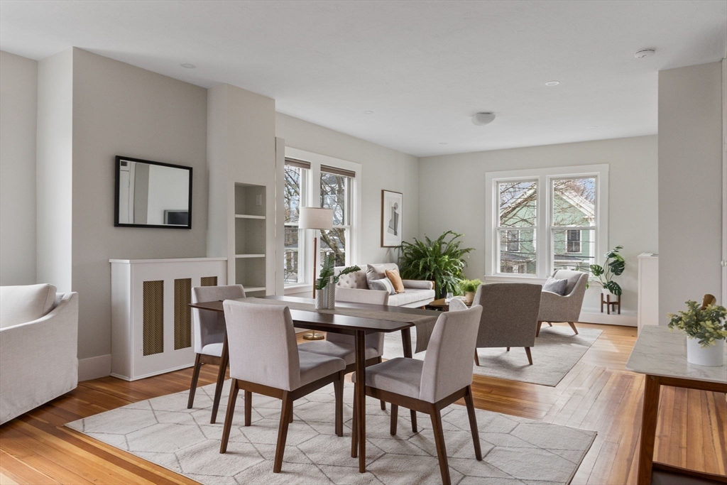 Watertown, Massachusetts 02472, United States, 5 Bedrooms Bedrooms, ,2 BathroomsBathrooms,Residential,Active,172880