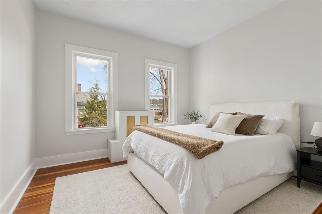 Watertown, Massachusetts 02472, United States, 5 Bedrooms Bedrooms, ,2 BathroomsBathrooms,Residential,Active,172880