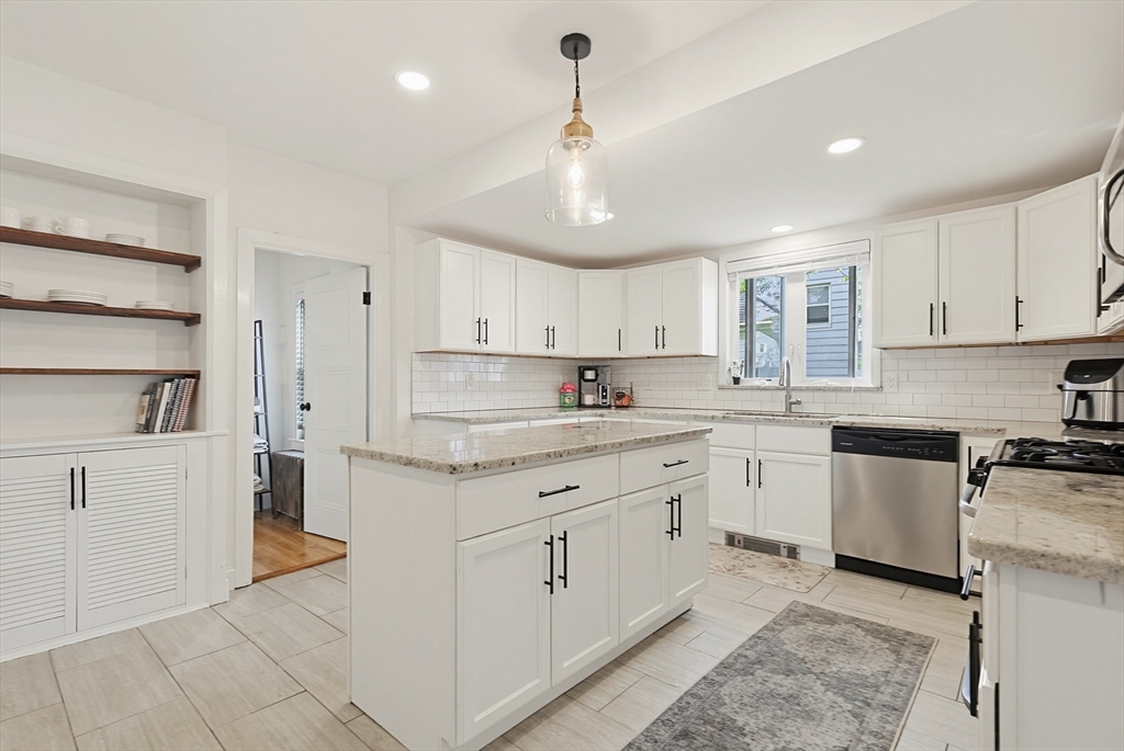 97 Middle Rd, Acushnet, MA, 97 Middle Rd, Acushnet, MA Photo #5