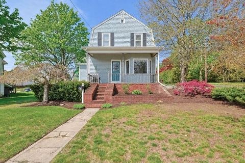 Photo of 97 Middle Rd, Acushnet, MA 02743 (MLS # 73517316)