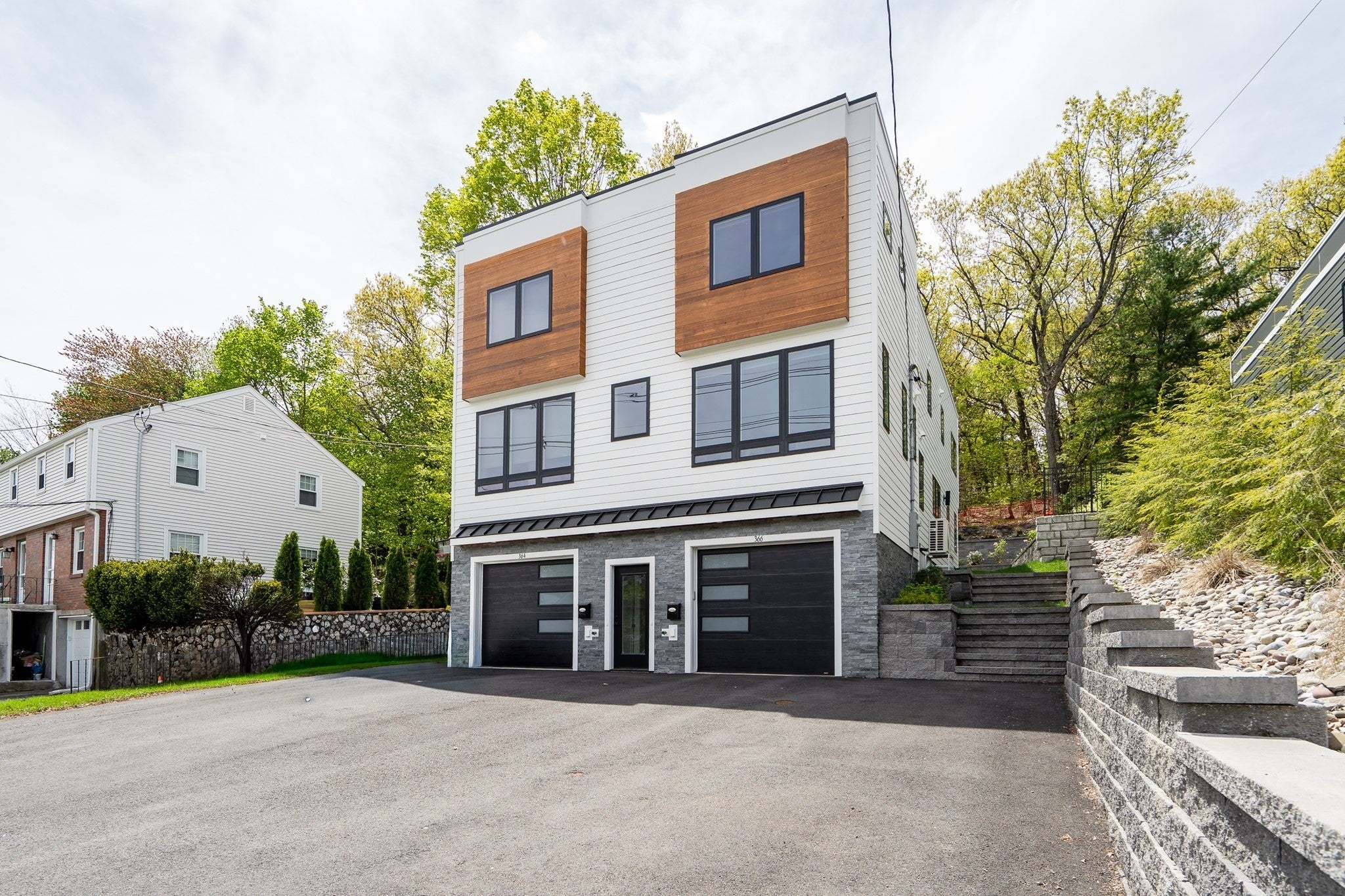 366 Massachusetts Ave 366