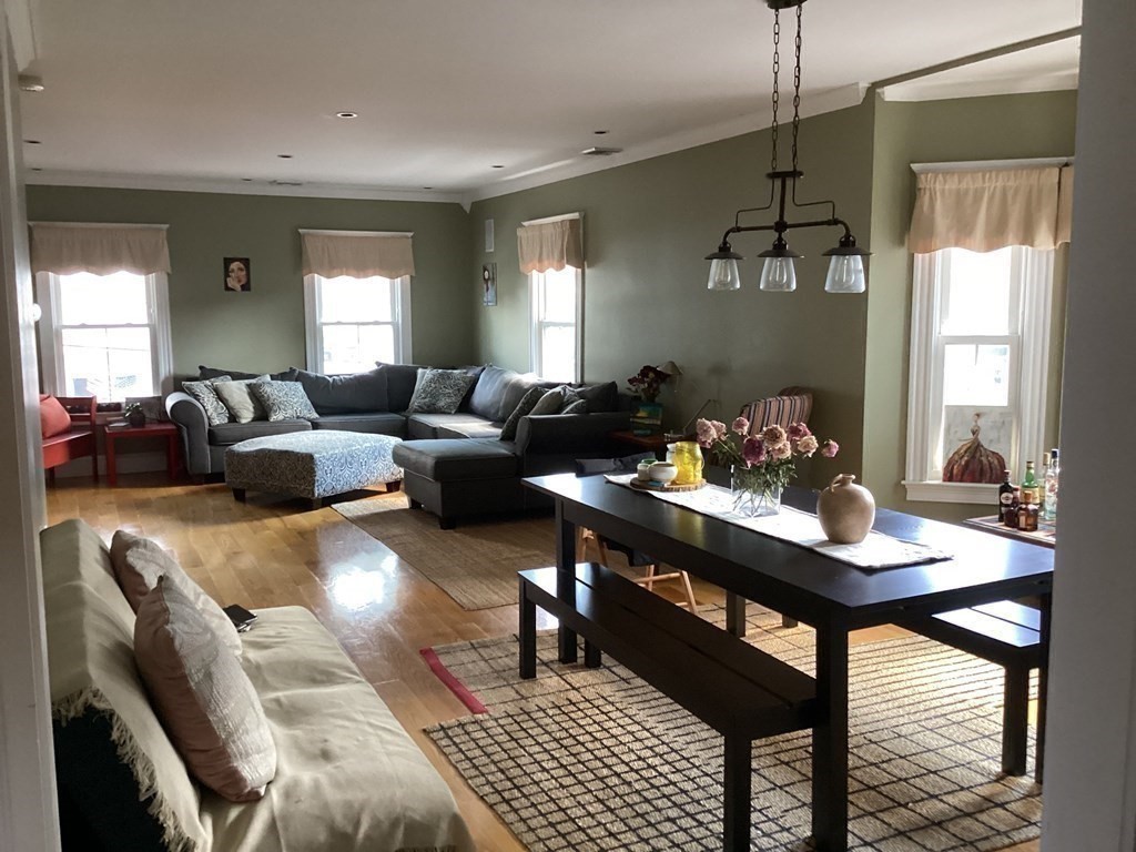 9 Pearl St 2