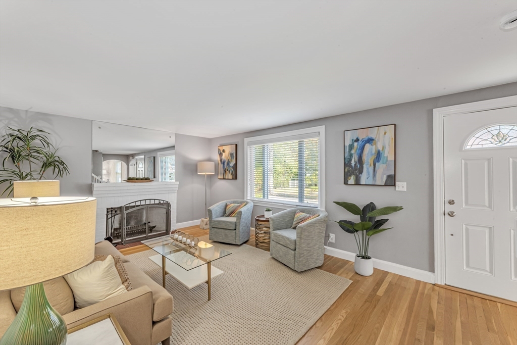 72 Lyall Street