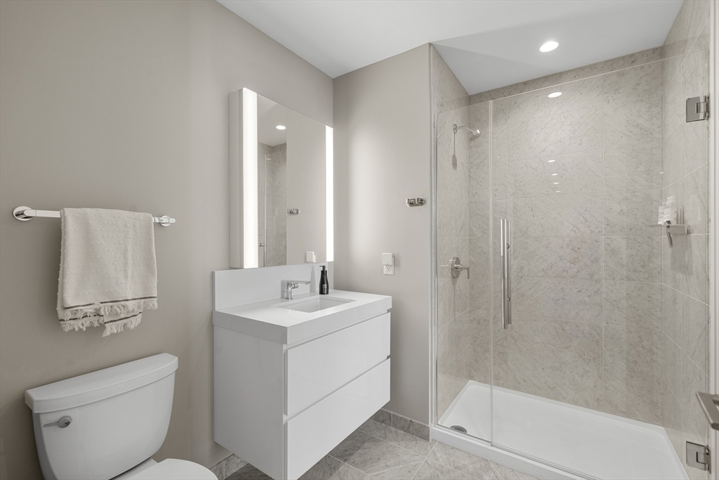 133 Seaport Boulevard 2110