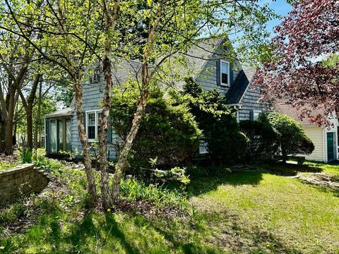 12 Alexander Rd Worcester MA 01606