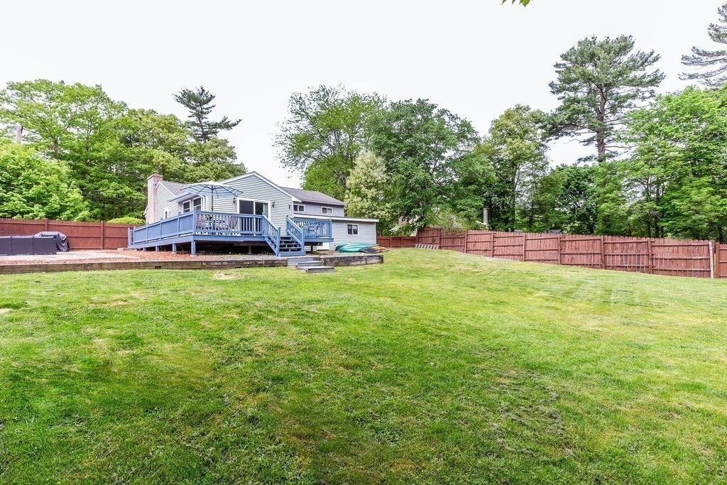 186 Pleasant St
