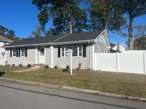 Photo of 612 Whittier St, New Bedford, MA 02740 (MLS # 73592803)