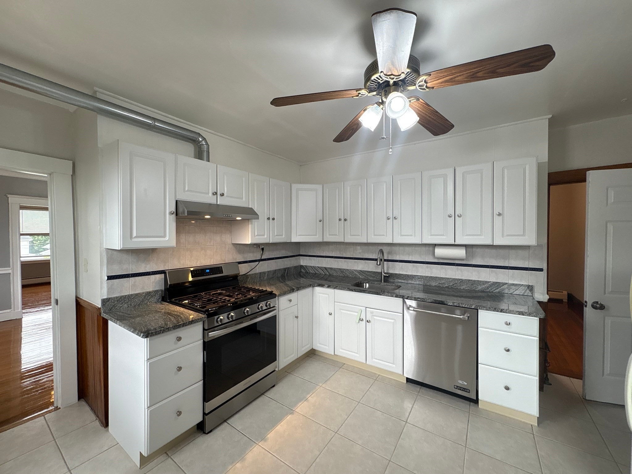 403 Trapelo Rd #3, Belmont, MA, 403 Trapelo Rd #3, Belmont, MA Photo #2
