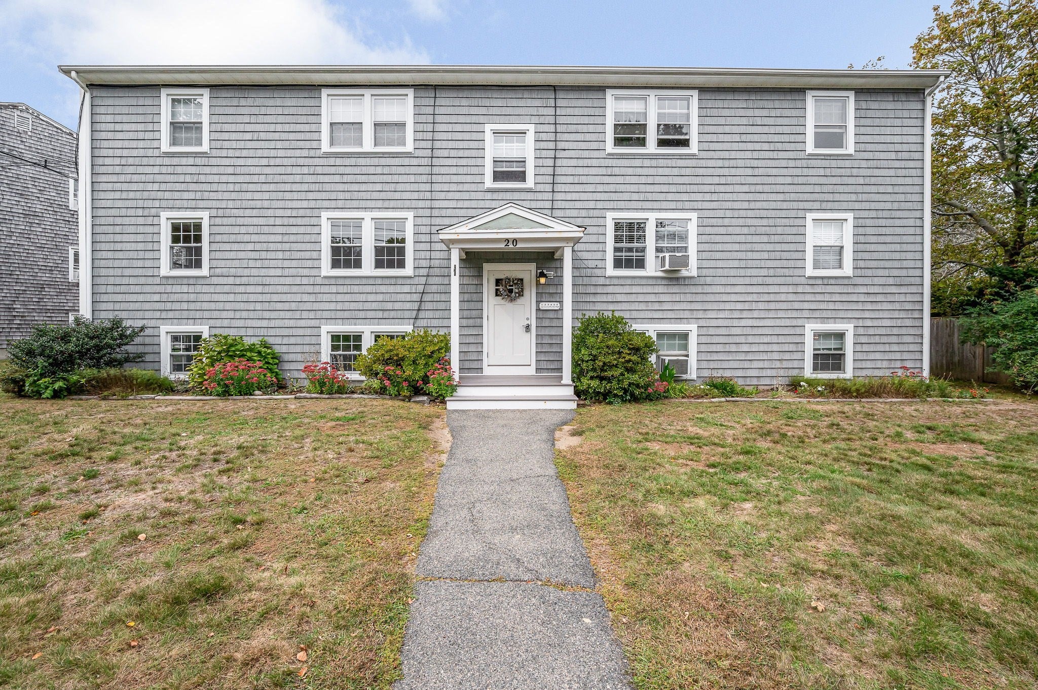 20 Beacon Ave #1, Newburyport, MA Photo #1