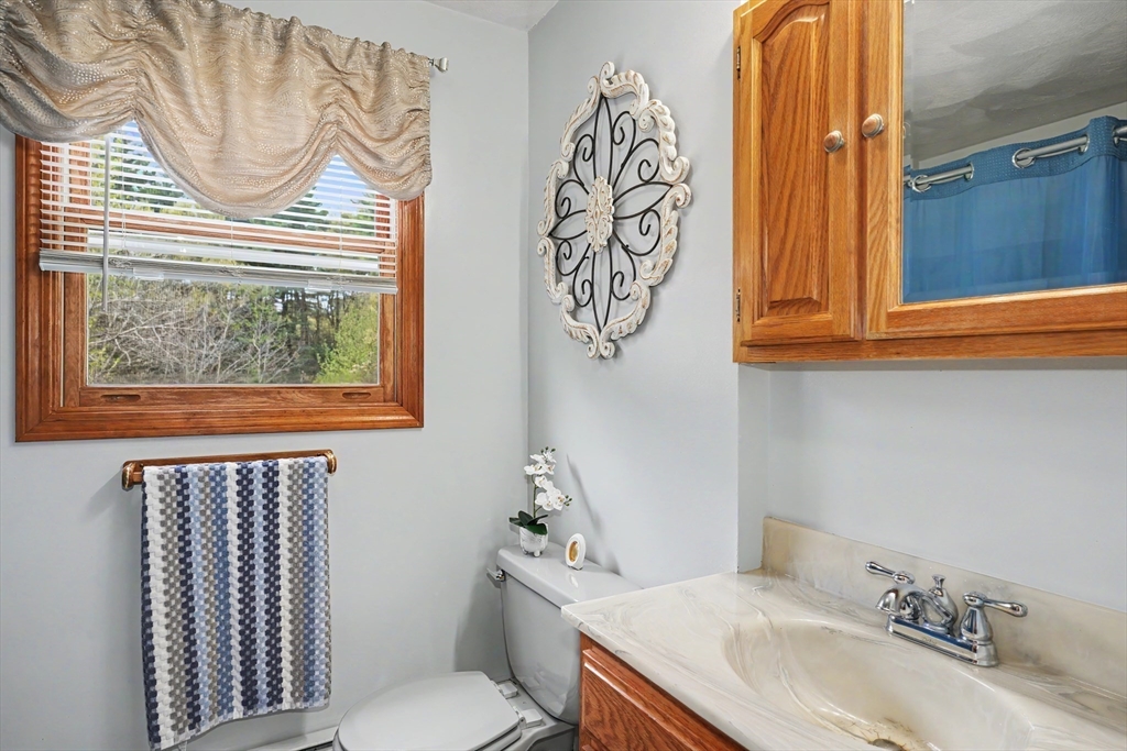 26 Frederick Circle, Tewksbury, MA Photo #17