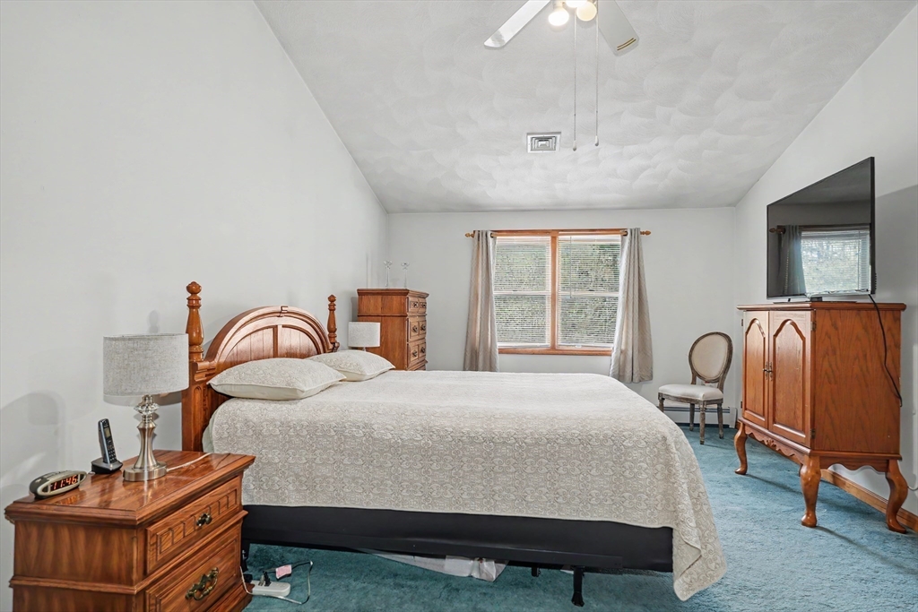26 Frederick Circle, Tewksbury, MA Photo #13