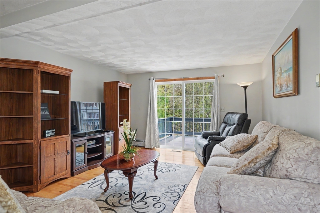 26 Frederick Circle, Tewksbury, MA Photo #9