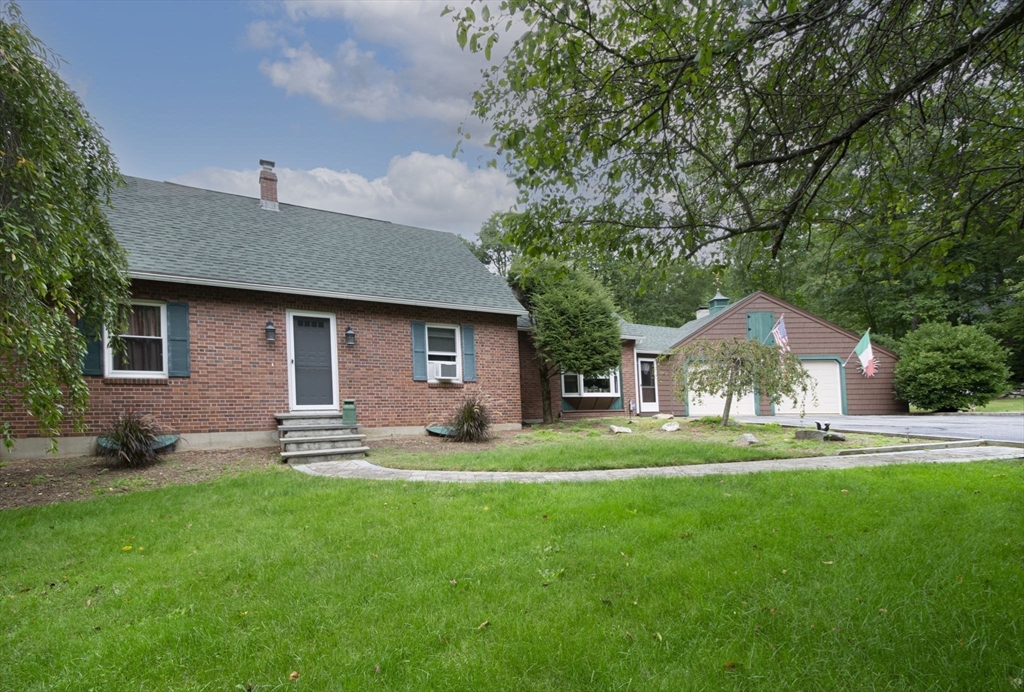 926 Old Turnpike Rd