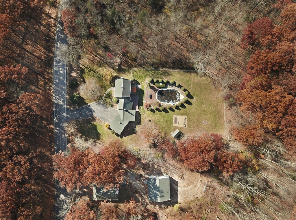 926 Old Turnpike Rd