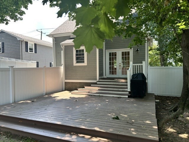 724 East Street
