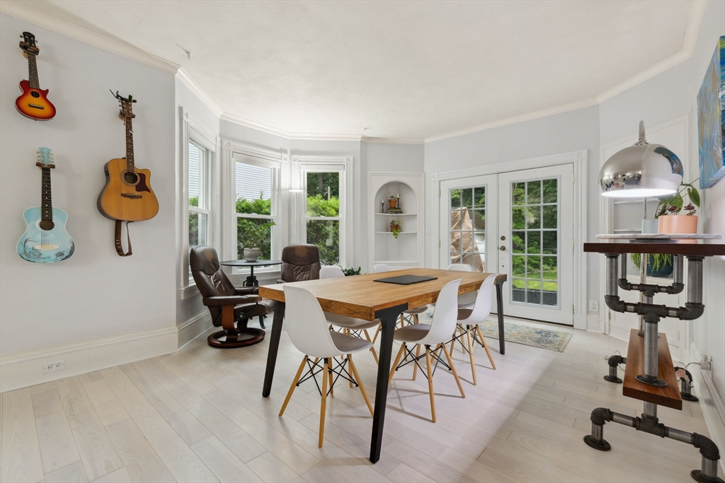 Longmeadow, Massachusetts 01106, United States, 3 Bedrooms Bedrooms, ,3 BathroomsBathrooms,Residential,Active,150458