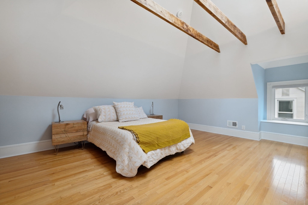 Longmeadow, Massachusetts 01106, United States, 3 Bedrooms Bedrooms, ,3 BathroomsBathrooms,Residential,Active,150458