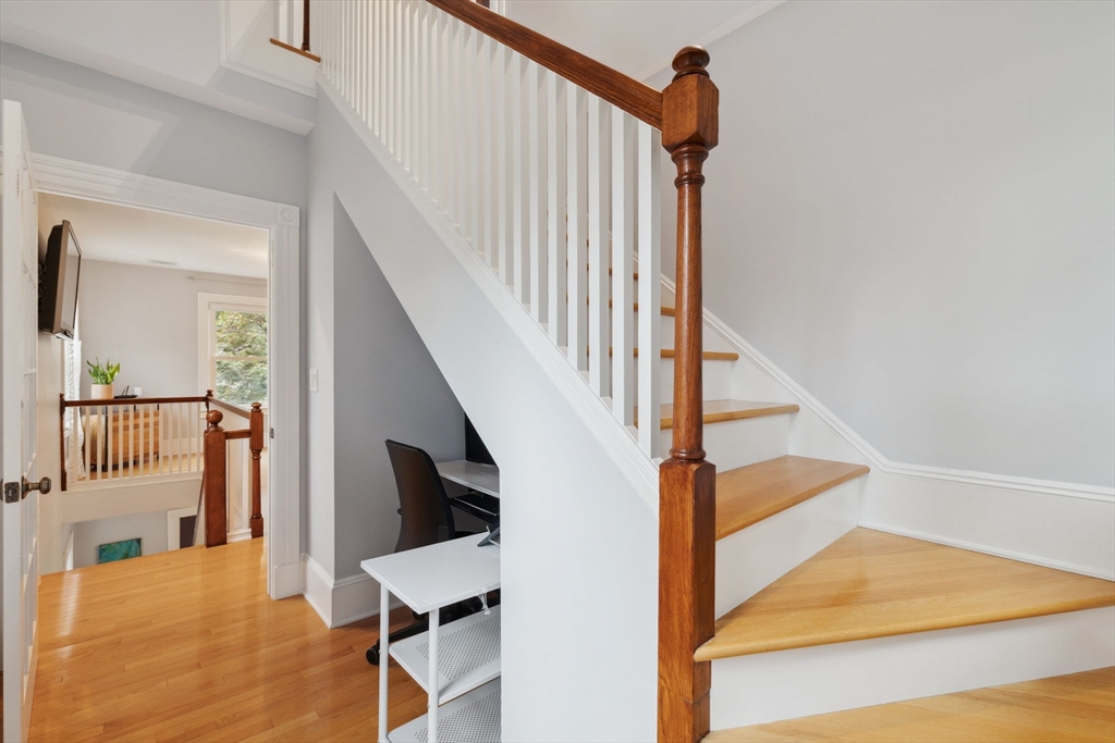 Longmeadow, Massachusetts 01106, United States, 3 Bedrooms Bedrooms, ,3 BathroomsBathrooms,Residential,Active,150458