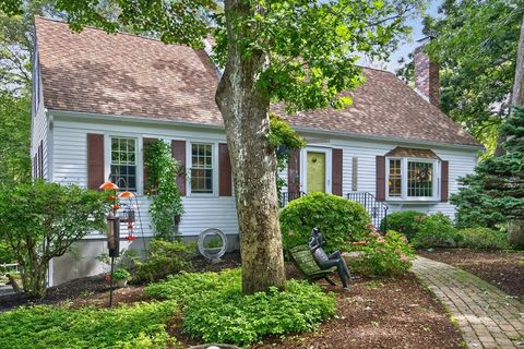 8 Rowley Lane Yarmouth MA 02675