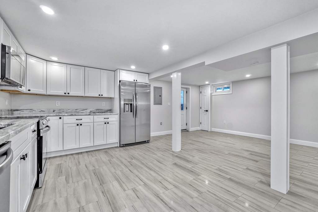 15 Lucia Ave