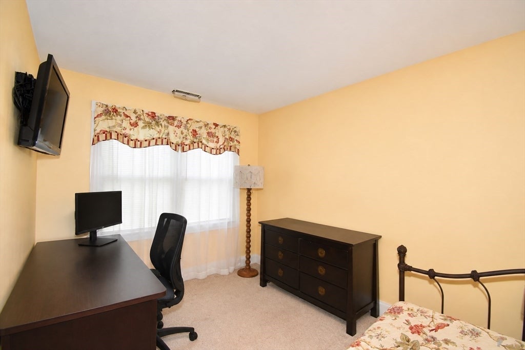 169 Main St #16, West Springfield, MA, 169 Main St #16, West Springfield, MA Photo #33
