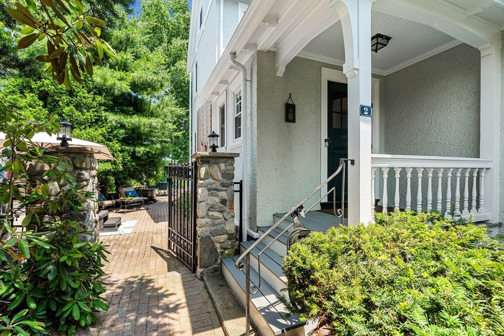 2 Palmer Avenue