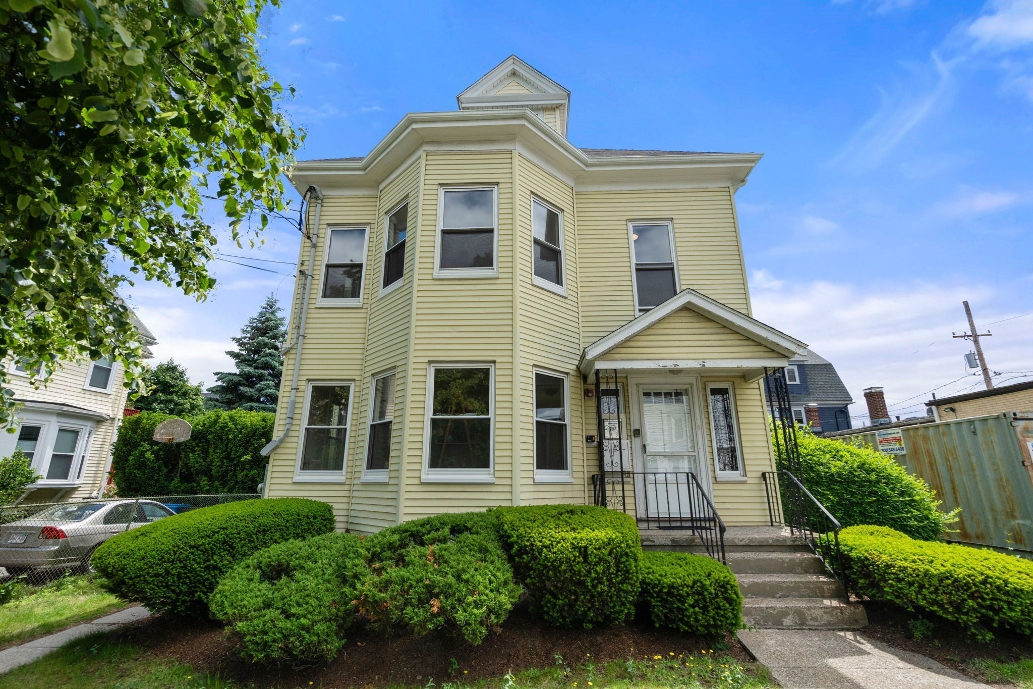 Photo of 5 Marlboro St, Belmont, MA