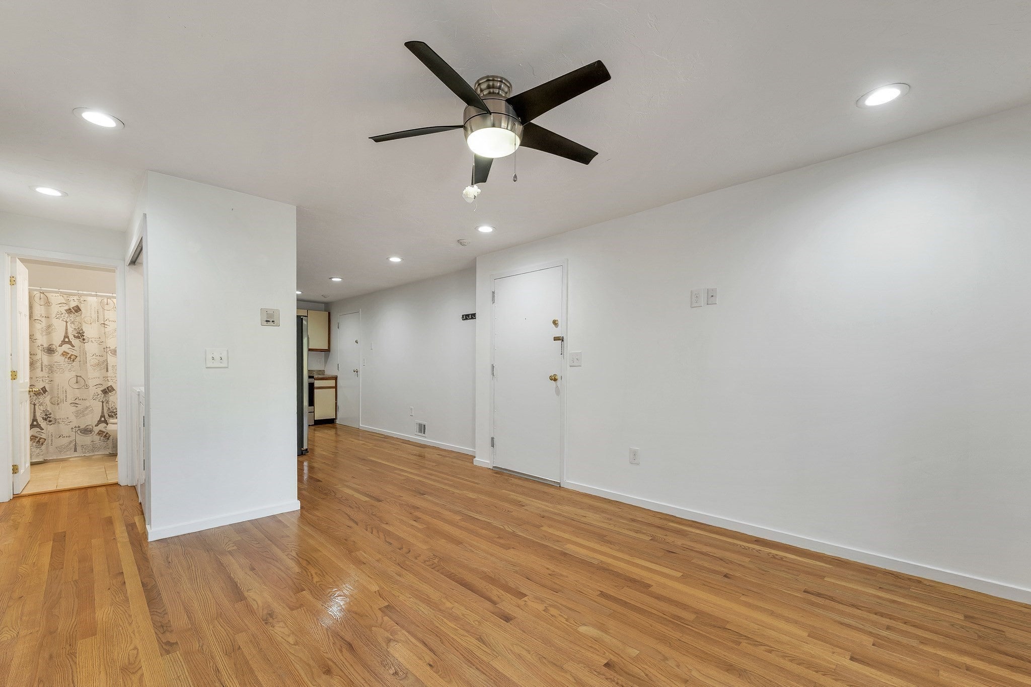189 Littleton Rd 44