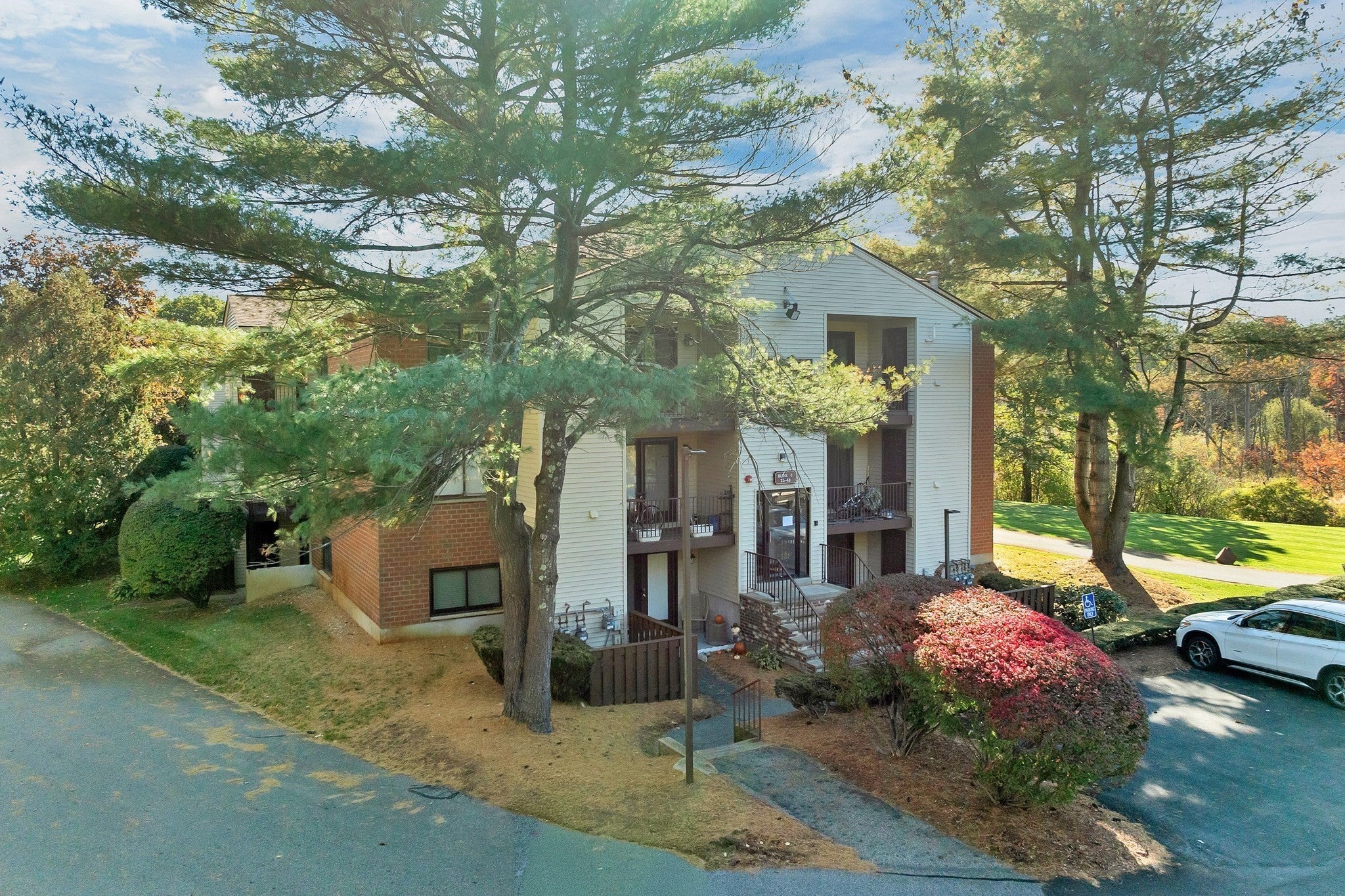 189 Littleton Rd 44