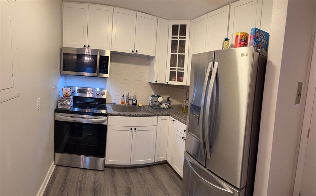 416 Belgrade Ave #6, Boston, MA Photo #3