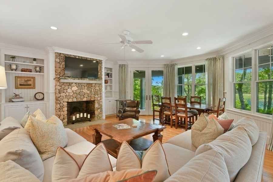 Barnstable, Massachusetts 02655, United States, 5 Bedrooms Bedrooms, ,4 BathroomsBathrooms,Residential,Active,157739