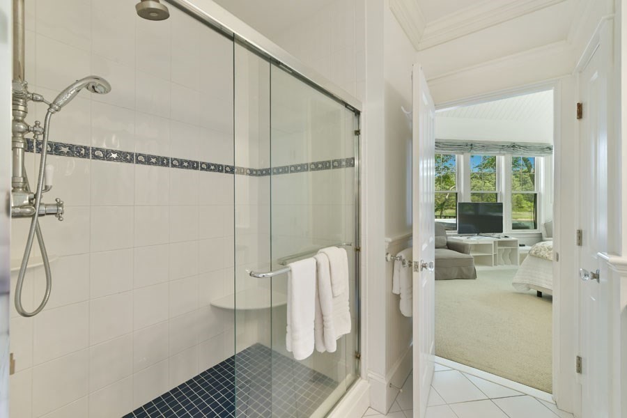 Barnstable, Massachusetts 02655, United States, 5 Bedrooms Bedrooms, ,4 BathroomsBathrooms,Residential,Active,157739