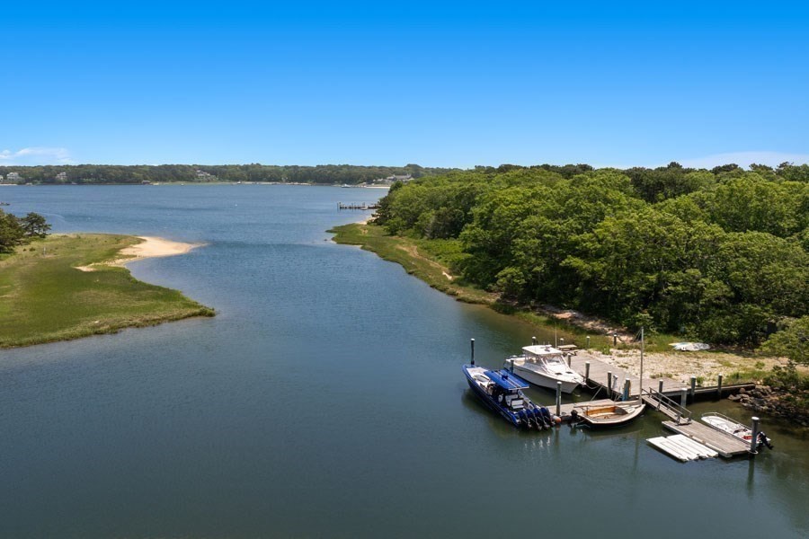 Barnstable, Massachusetts 02655, United States, 5 Bedrooms Bedrooms, ,4 BathroomsBathrooms,Residential,Active,157739