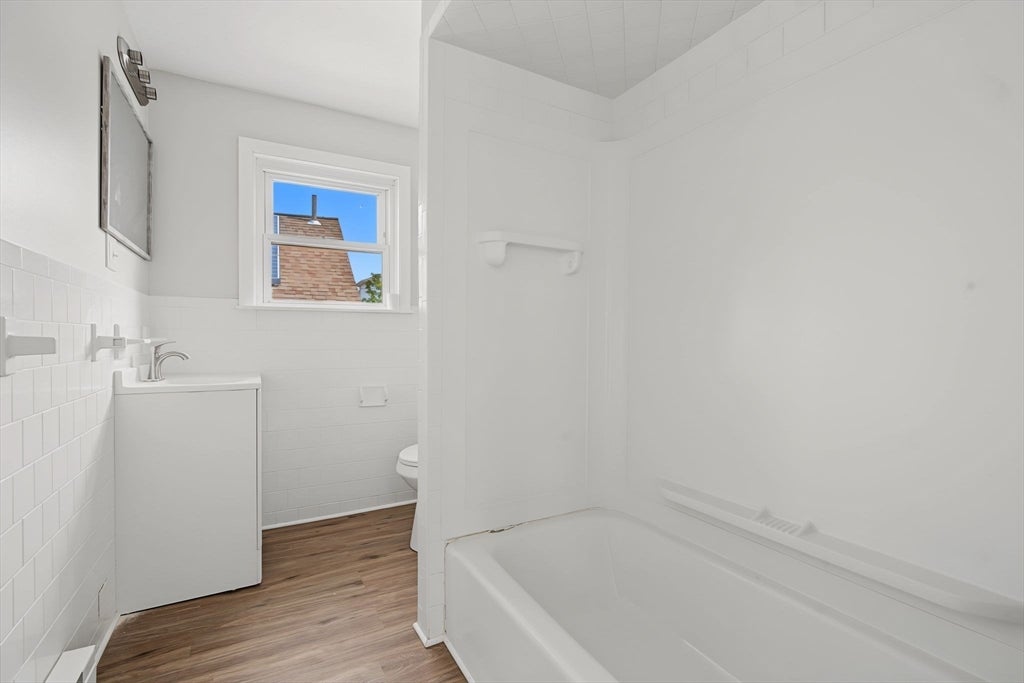 10 Carlisa Dr, Fall River, MA, 10 Carlisa Dr, Fall River, MA Photo #15
