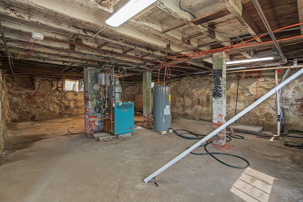 10 Carlisa Dr, Fall River, MA, 10 Carlisa Dr, Fall River, MA Photo #24