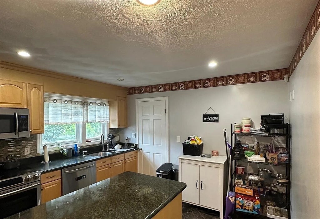 73 Almont St #2, Medford, MA, 73 Almont St #2, Medford, MA Photo #3