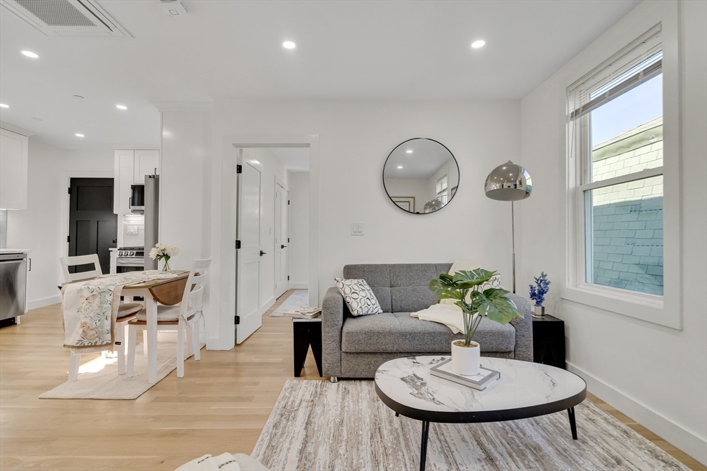 63 Oak St 3