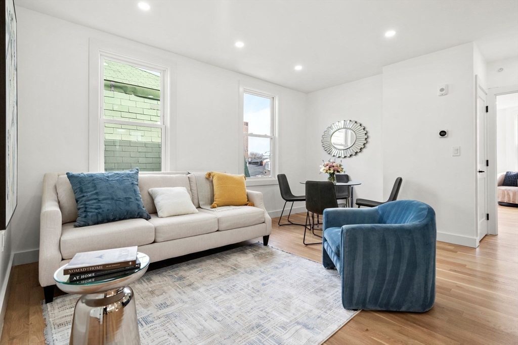 63 Oak St 3