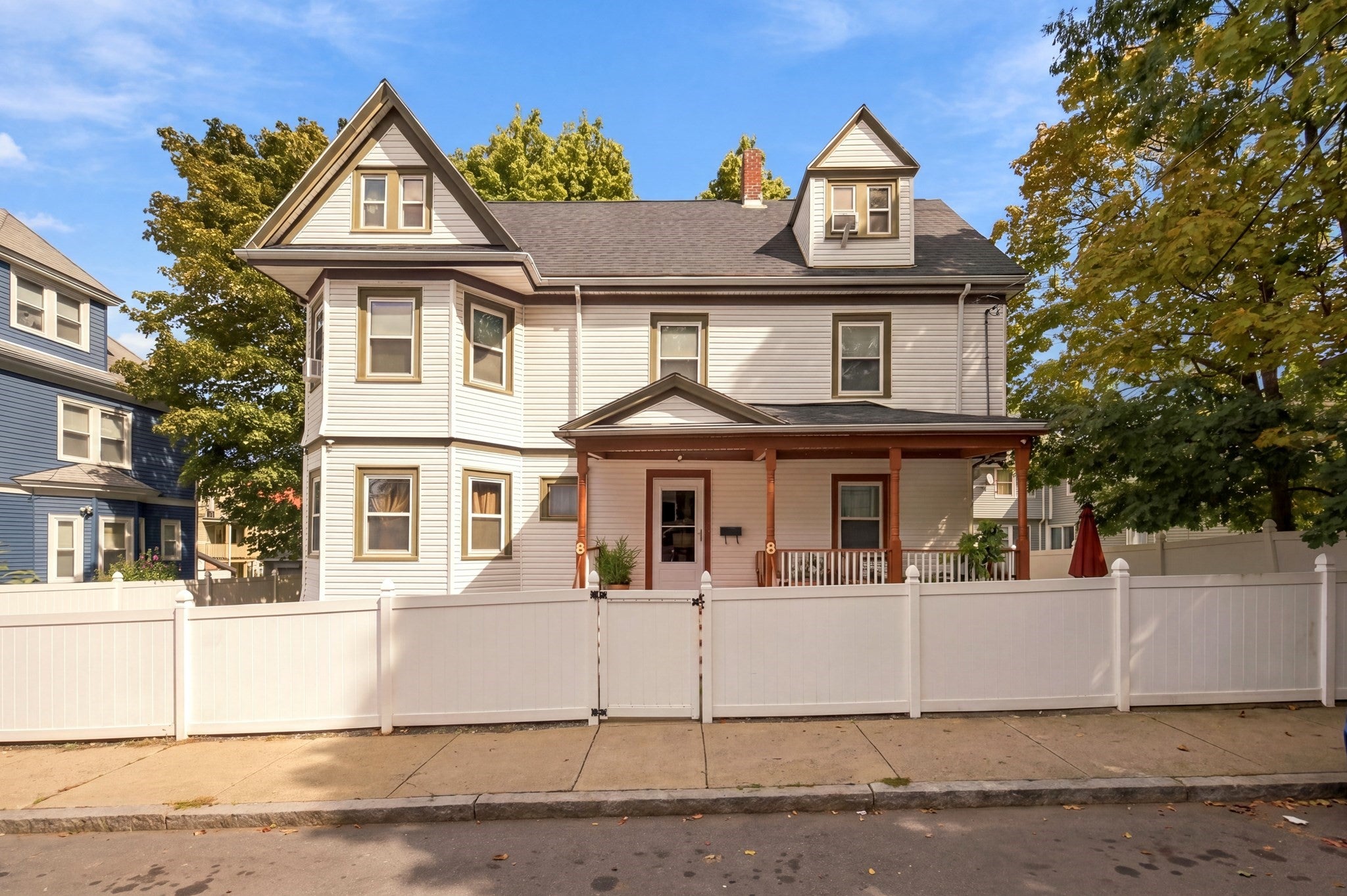 8 Atherstone St