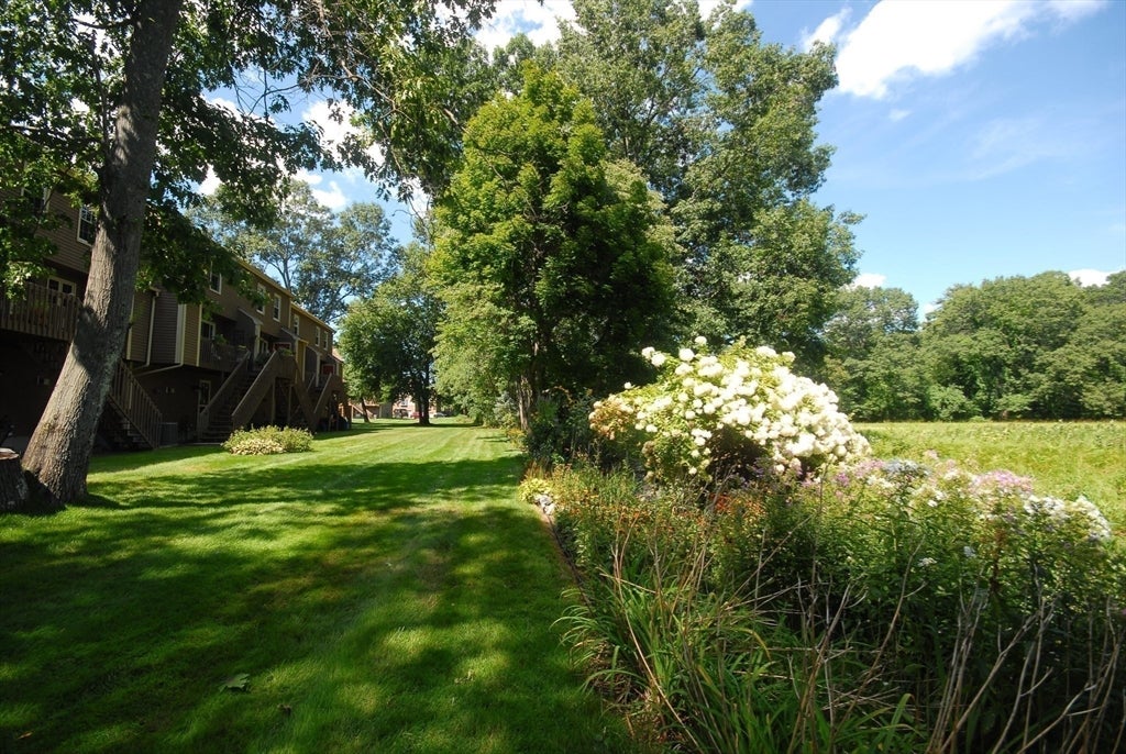 98 Heritage Dr #98, Tewksbury, MA Photo #6