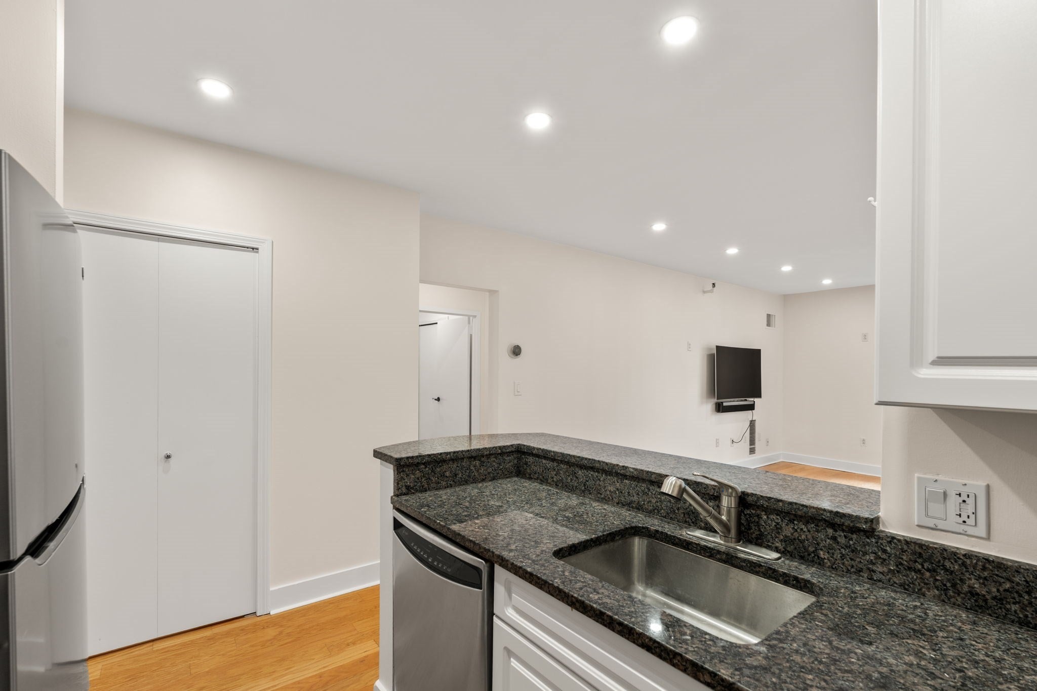 42 8th St #1104, Boston, MA, 42 8th St #1104, Boston, MA Photo #14