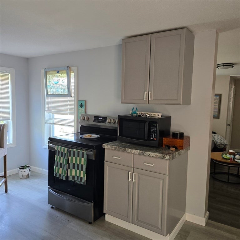 43 Mayflower St, Plymouth, MA Photo #16