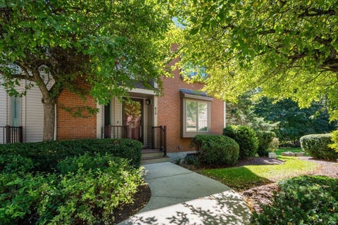 Photo of 770 Salisbury St #419, Worcester, MA 01609 (MLS # 73593055)