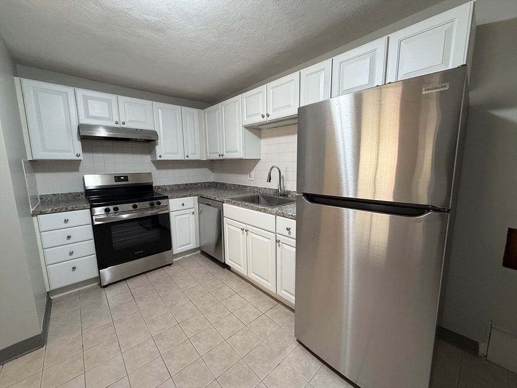 32 Bradford Street #8, Concord, MA Photo #2