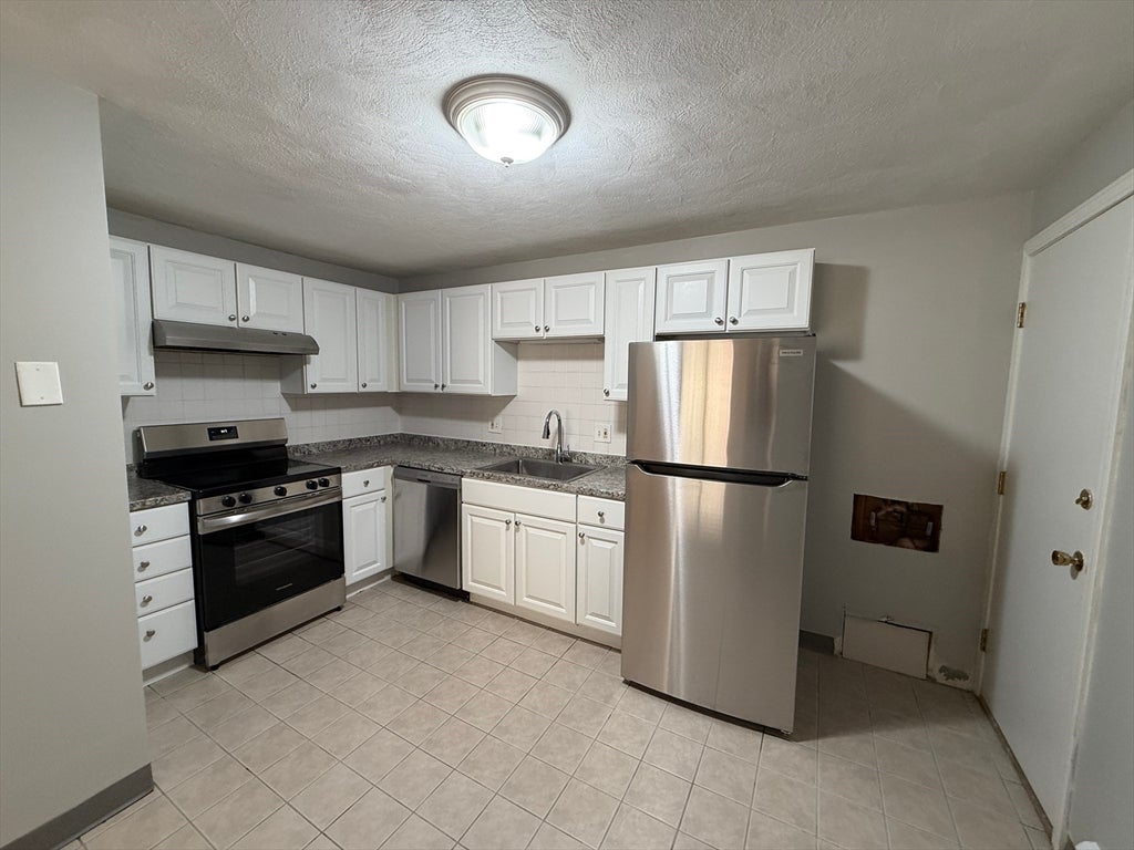 32 Bradford Street #8, Concord, MA Photo #11